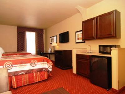 Quality & Hotel 3*